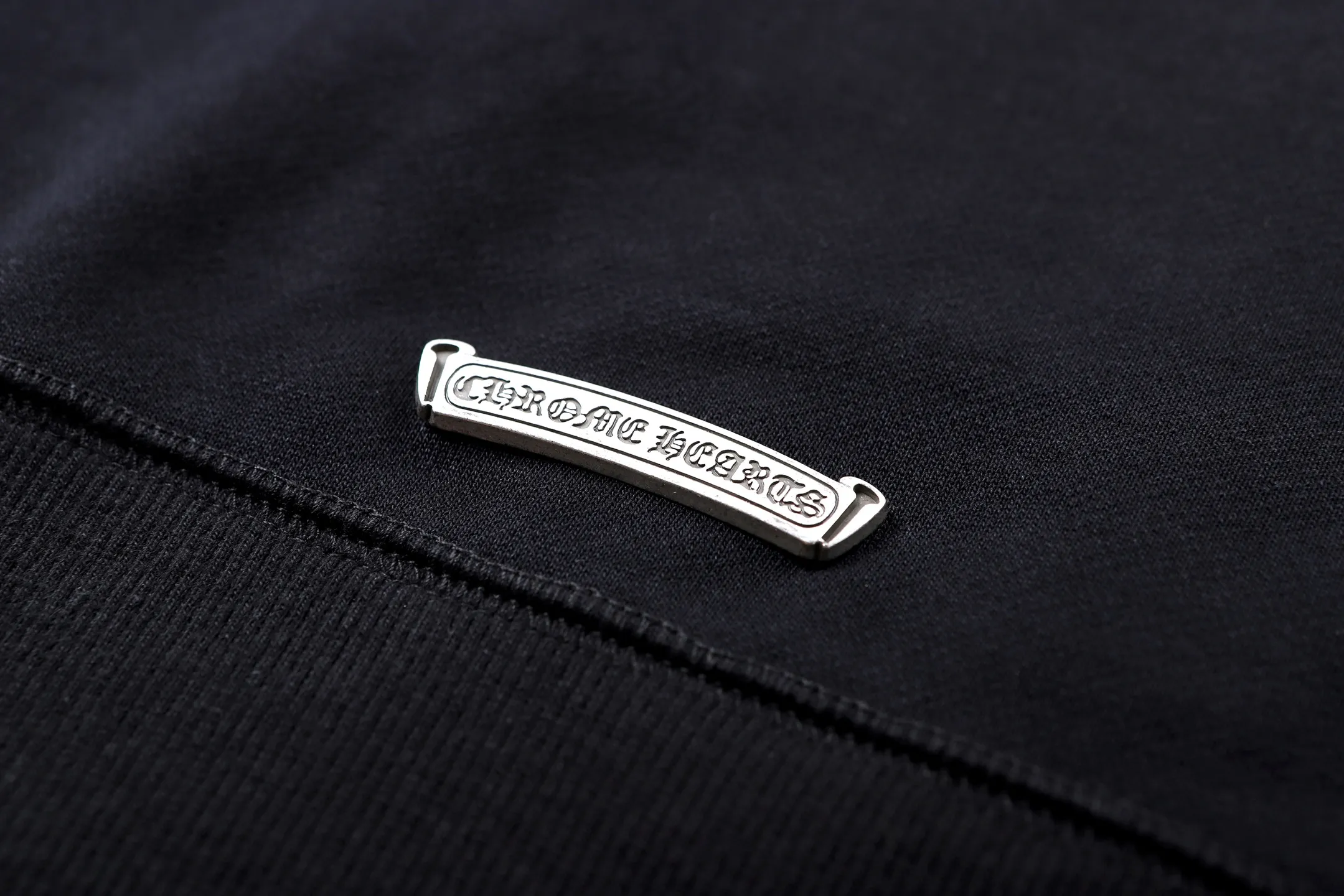 P400 White background picture] Chrome Hearts/Chrome Heart Cross Embroidery Round Neck Sweater [Ready Stock] S M L